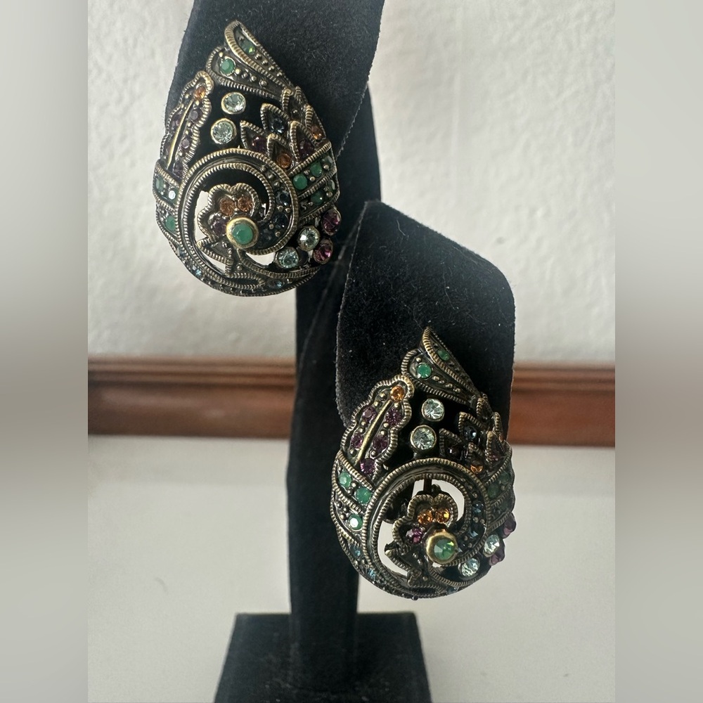 Heidi Daus Vintage-Inspired Multicolor Earrings clip on 😀